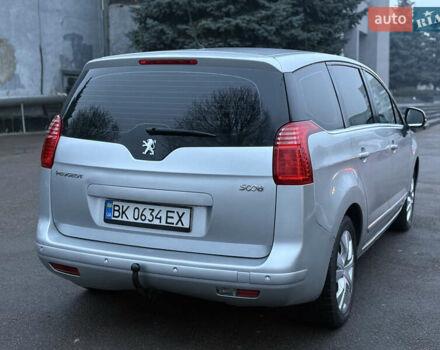 Сірий Пежо 5008, об'ємом двигуна 1.56 л та пробігом 227 тис. км за 6300 $, фото 14 на Automoto.ua