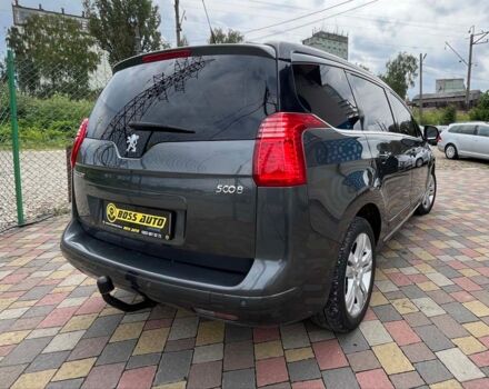 Сірий Пежо 5008, об'ємом двигуна 2 л та пробігом 252 тис. км за 10100 $, фото 6 на Automoto.ua