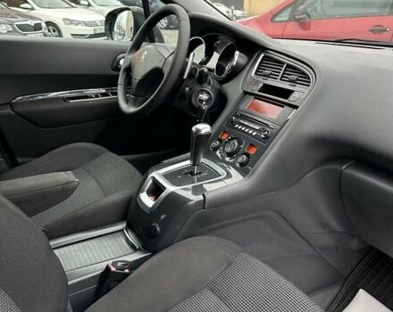 Серый Пежо 5008, объемом двигателя 1.6 л и пробегом 280 тыс. км за 7800 $, фото 18 на Automoto.ua