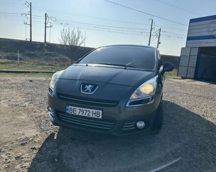 Сірий Пежо 5008, об'ємом двигуна 1.6 л та пробігом 265 тис. км за 7600 $, фото 4 на Automoto.ua