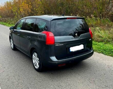 Сірий Пежо 5008, об'ємом двигуна 1.6 л та пробігом 235 тис. км за 7800 $, фото 6 на Automoto.ua