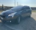 Сірий Пежо 5008, об'ємом двигуна 1.6 л та пробігом 265 тис. км за 7600 $, фото 3 на Automoto.ua