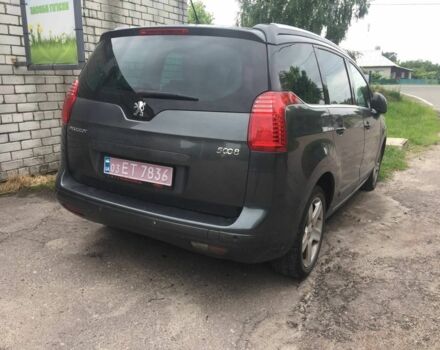 Сірий Пежо 5008, об'ємом двигуна 0 л та пробігом 276 тис. км за 7500 $, фото 6 на Automoto.ua