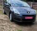 Сірий Пежо 5008, об'ємом двигуна 1.56 л та пробігом 254 тис. км за 7450 $, фото 2 на Automoto.ua