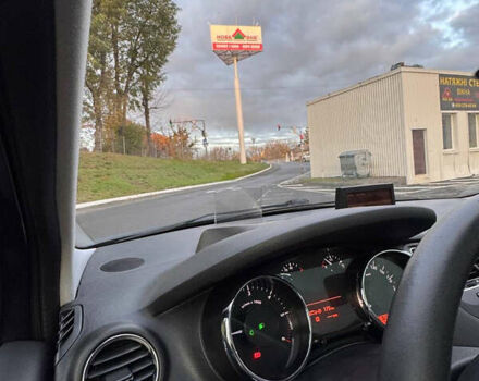Серый Пежо 5008, объемом двигателя 2 л и пробегом 219 тыс. км за 8100 $, фото 16 на Automoto.ua