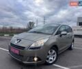 Пежо 5008 2010 в Ровно на Automoto.ua Серый Пежо 5008, объемом двигателя 2 л и пробегом 176 тыс. км за 9700 $, фото 1 на Automoto.ua