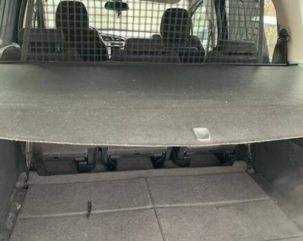 Серый Пежо 5008, объемом двигателя 2 л и пробегом 239 тыс. км за 7150 $, фото 33 на Automoto.ua