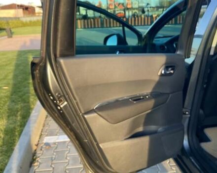 Сірий Пежо 5008, об'ємом двигуна 1.6 л та пробігом 278 тис. км за 7500 $, фото 20 на Automoto.ua