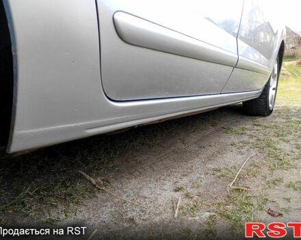 Серый Пежо 5008, объемом двигателя 1.6 л и пробегом 237 тыс. км за 7800 $, фото 2 на Automoto.ua