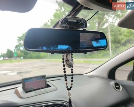 Серый Пежо 5008, объемом двигателя 2 л и пробегом 251 тыс. км за 9700 $, фото 8 на Automoto.ua