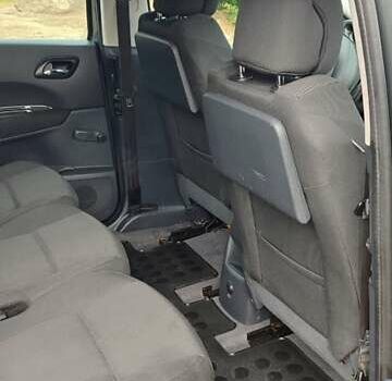 Сірий Пежо 5008, об'ємом двигуна 1.56 л та пробігом 254 тис. км за 7450 $, фото 30 на Automoto.ua