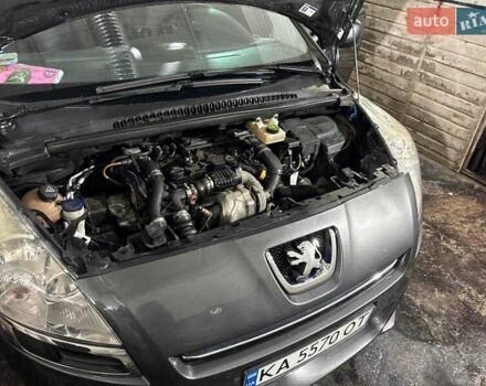 Серый Пежо 5008, объемом двигателя 1.6 л и пробегом 179 тыс. км за 6500 $, фото 10 на Automoto.ua