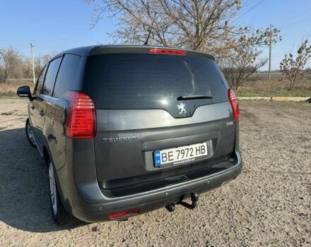 Сірий Пежо 5008, об'ємом двигуна 1.6 л та пробігом 265 тис. км за 7600 $, фото 2 на Automoto.ua