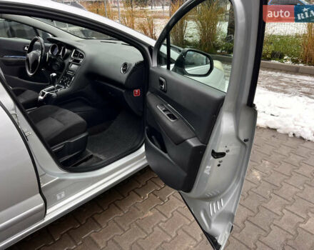 Серый Пежо 5008, объемом двигателя 1.6 л и пробегом 237 тыс. км за 5900 $, фото 11 на Automoto.ua