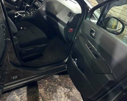 Серый Пежо 5008, объемом двигателя 1.6 л и пробегом 179 тыс. км за 6500 $, фото 21 на Automoto.ua