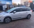 Серый Пежо 5008, объемом двигателя 1.6 л и пробегом 205 тыс. км за 5500 $, фото 1 на Automoto.ua