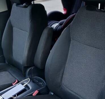 Серый Пежо 5008, объемом двигателя 1.6 л и пробегом 317 тыс. км за 6900 $, фото 8 на Automoto.ua