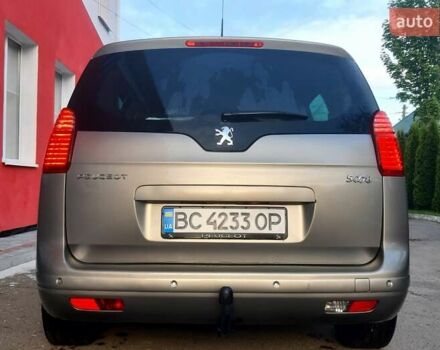 Серый Пежо 5008, объемом двигателя 1.56 л и пробегом 240 тыс. км за 7999 $, фото 3 на Automoto.ua