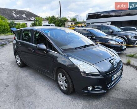 Серый Пежо 5008, объемом двигателя 2 л и пробегом 225 тыс. км за 9594 $, фото 19 на Automoto.ua