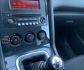 Серый Пежо 5008, объемом двигателя 2 л и пробегом 239 тыс. км за 7150 $, фото 11 на Automoto.ua
