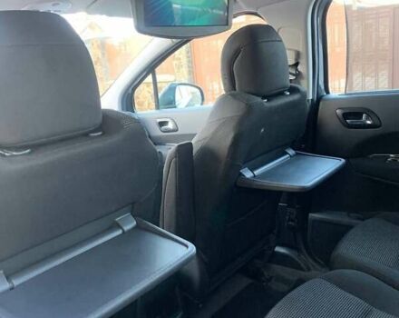 Серый Пежо 5008, объемом двигателя 2 л и пробегом 239 тыс. км за 7150 $, фото 22 на Automoto.ua