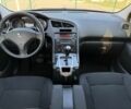 Серый Пежо 5008, объемом двигателя 1.6 л и пробегом 253 тыс. км за 6300 $, фото 8 на Automoto.ua