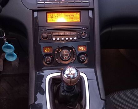 Серый Пежо 5008, объемом двигателя 1.6 л и пробегом 200 тыс. км за 6200 $, фото 5 на Automoto.ua