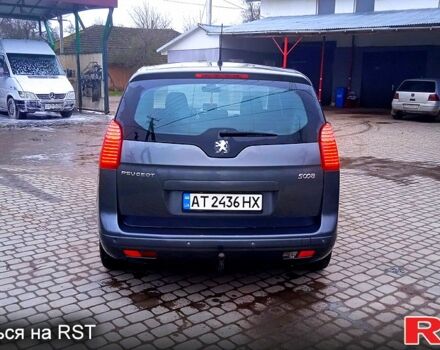 Сірий Пежо 5008, об'ємом двигуна 1.6 л та пробігом 262 тис. км за 7200 $, фото 3 на Automoto.ua