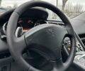 Серый Пежо 5008, объемом двигателя 1.6 л и пробегом 280 тыс. км за 7800 $, фото 9 на Automoto.ua