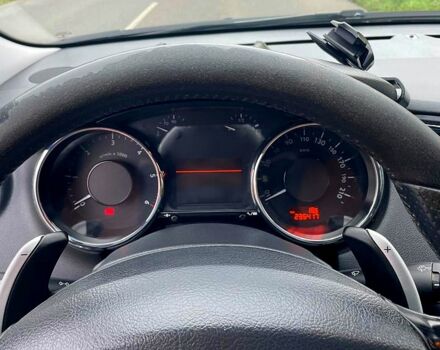 Сірий Пежо 5008, об'ємом двигуна 1.6 л та пробігом 235 тис. км за 7800 $, фото 12 на Automoto.ua