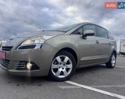 Пежо 5008 2010 в Ровно на Automoto.ua Серый Пежо 5008, объемом двигателя 2 л и пробегом 176 тыс. км за 9700 $, фото 3 на Automoto.ua
