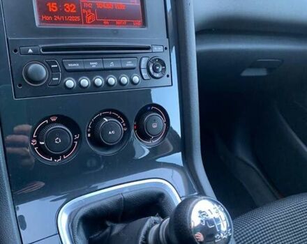 Серый Пежо 5008, объемом двигателя 2 л и пробегом 239 тыс. км за 7150 $, фото 23 на Automoto.ua