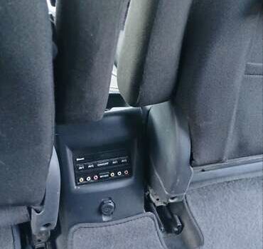 Серый Пежо 5008, объемом двигателя 1.6 л и пробегом 317 тыс. км за 6900 $, фото 10 на Automoto.ua