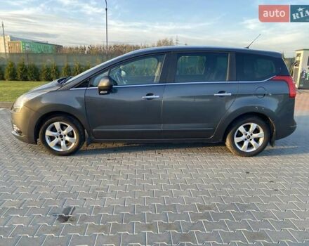 Сірий Пежо 5008, об'ємом двигуна 1.6 л та пробігом 278 тис. км за 7500 $, фото 4 на Automoto.ua