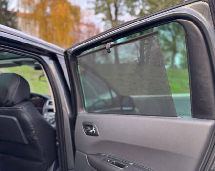 Серый Пежо 5008, объемом двигателя 2 л и пробегом 219 тыс. км за 8100 $, фото 11 на Automoto.ua