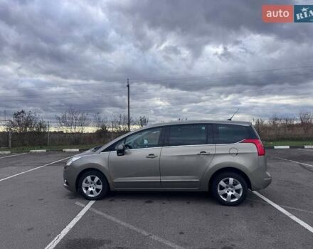 Пежо 5008 2010 в Ровно на Automoto.ua Серый Пежо 5008, объемом двигателя 2 л и пробегом 176 тыс. км за 9700 $, фото 24 на Automoto.ua