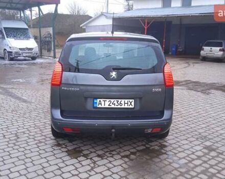 Сірий Пежо 5008, об'ємом двигуна 1.56 л та пробігом 262 тис. км за 7200 $, фото 3 на Automoto.ua