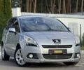 Серый Пежо 5008, объемом двигателя 1.6 л и пробегом 253 тыс. км за 6300 $, фото 2 на Automoto.ua