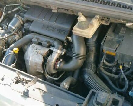 Серый Пежо 5008, объемом двигателя 1.6 л и пробегом 317 тыс. км за 6900 $, фото 35 на Automoto.ua