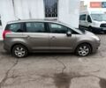 Сірий Пежо 5008, об'ємом двигуна 1.56 л та пробігом 336 тис. км за 7500 $, фото 2 на Automoto.ua