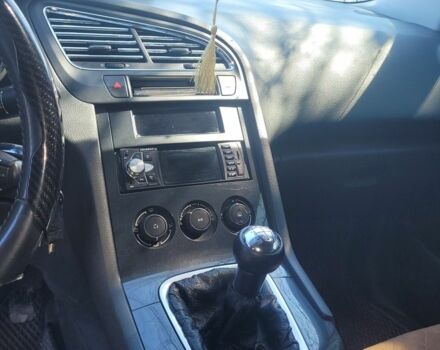 Пежо 5008 2010 в Хмельницком на Automoto.ua Серый Пежо 5008, объемом двигателя 1.6 л и пробегом 234 тыс. км за 6700 $, фото 3 на Automoto.ua