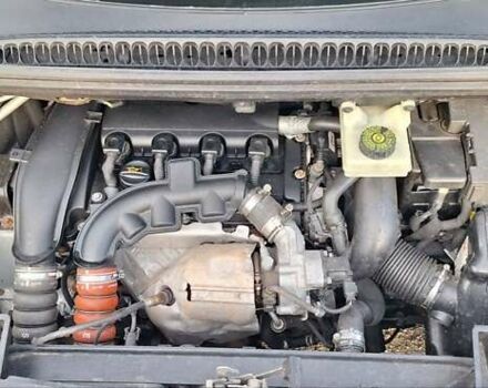 Серый Пежо 5008, объемом двигателя 1.6 л и пробегом 214 тыс. км за 6999 $, фото 23 на Automoto.ua