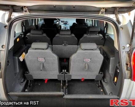 Серый Пежо 5008, объемом двигателя 1.6 л и пробегом 237 тыс. км за 7800 $, фото 13 на Automoto.ua