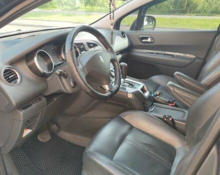 Серый Пежо 5008, объемом двигателя 2 л и пробегом 251 тыс. км за 9700 $, фото 1 на Automoto.ua