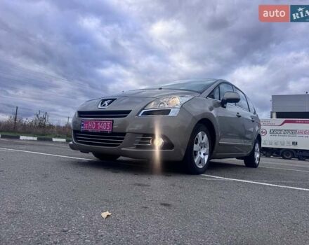 Пежо 5008 2010 в Ровно на Automoto.ua Серый Пежо 5008, объемом двигателя 2 л и пробегом 176 тыс. км за 9700 $, фото 11 на Automoto.ua