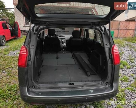 Серый Пежо 5008, объемом двигателя 2 л и пробегом 225 тыс. км за 9594 $, фото 6 на Automoto.ua