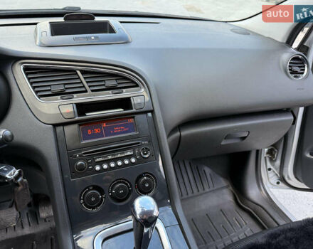 Серый Пежо 5008, объемом двигателя 1.56 л и пробегом 273 тыс. км за 7300 $, фото 19 на Automoto.ua