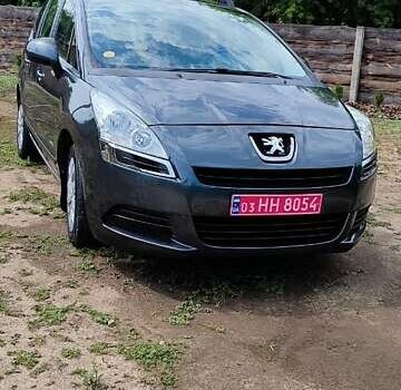Сірий Пежо 5008, об'ємом двигуна 1.56 л та пробігом 254 тис. км за 7450 $, фото 5 на Automoto.ua