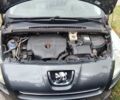 Серый Пежо 5008, объемом двигателя 2 л и пробегом 251 тыс. км за 9700 $, фото 18 на Automoto.ua