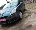 Сірий Пежо 5008, об'ємом двигуна 1.56 л та пробігом 254 тис. км за 7450 $, фото 3 на Automoto.ua